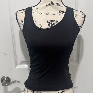 Sportive agi Black race back compression tank.